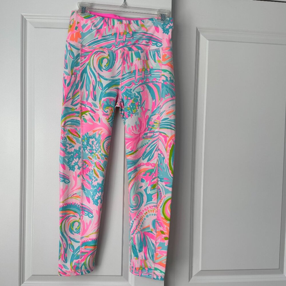 Lilly Pulitzer Luxletic Weekender High Rise Midi in Carnivale Coral Size Medium